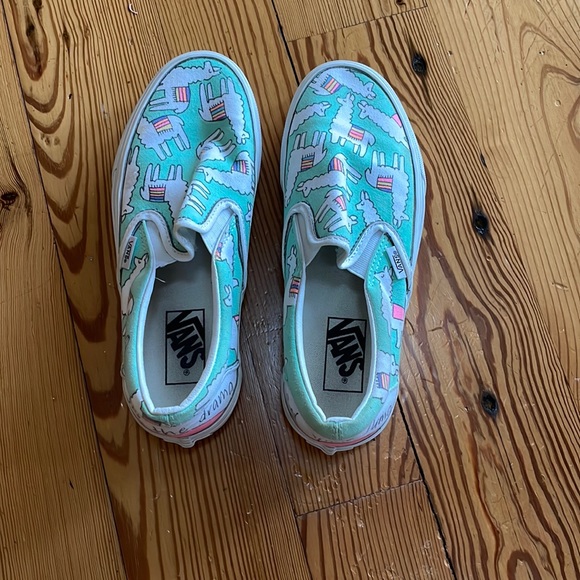Vans Shoes - Like new llama Van shoes